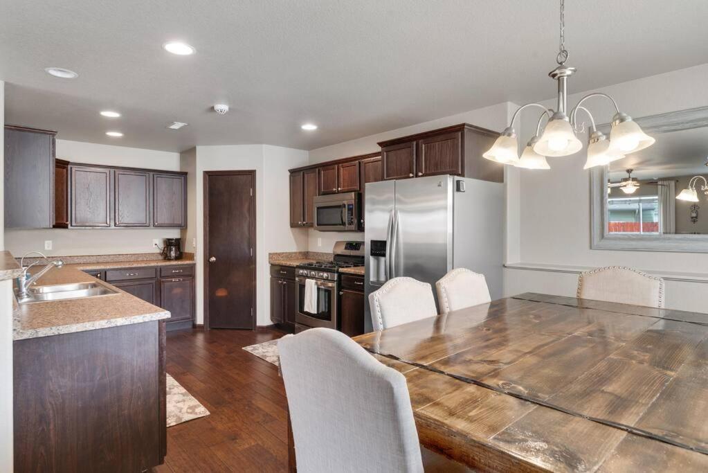 Large Home In The Most Convenient Location Rapid City Extérieur photo