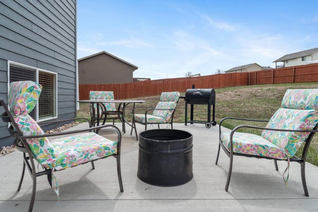 Large Home In The Most Convenient Location Rapid City Extérieur photo